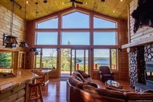 SOLBAKKEN RESORT ON SUPERIOR (Lutsen)